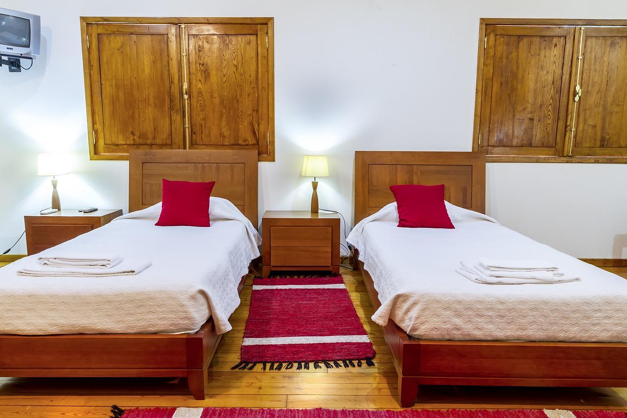 Hostel Carvalho Мондін-де-Башту Екстер'єр фото